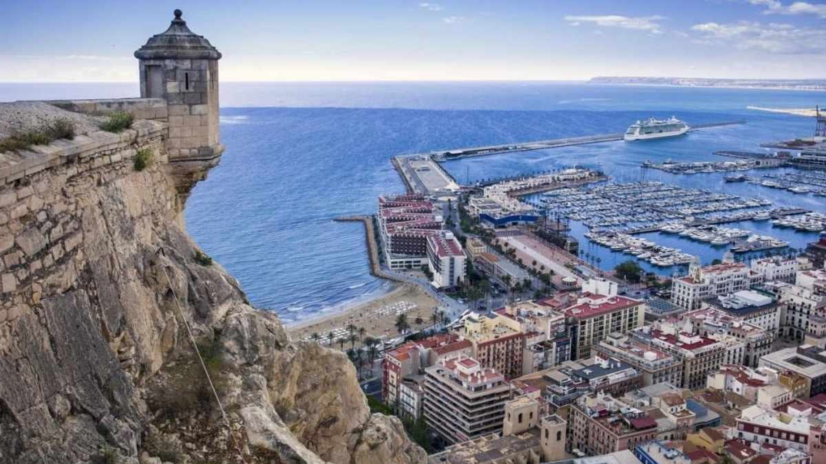 Fotografía que ilustra la noticia: Alicante aprueba inicialmente su nuevo Plan General con más de 45.000 viviendas previstas