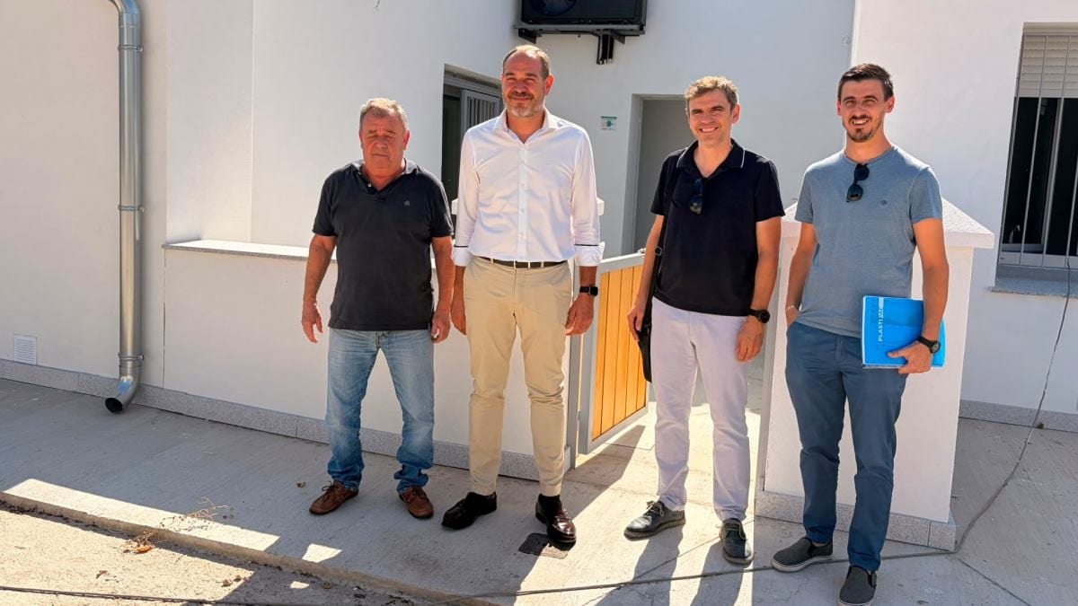 Fotografía que ilustra la noticia: El aval joven de Extremadura suma 2.431 beneficiarios y moviliza 144 millones en hipotecas, con el foco en el medio rural