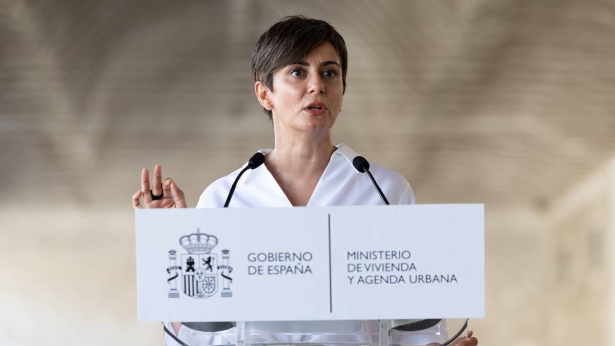 Fotografía que ilustra la noticia: El Ministerio de Vivienda transfiere los primeros 800 millones del Plan Estatal a las comunidades autónomas