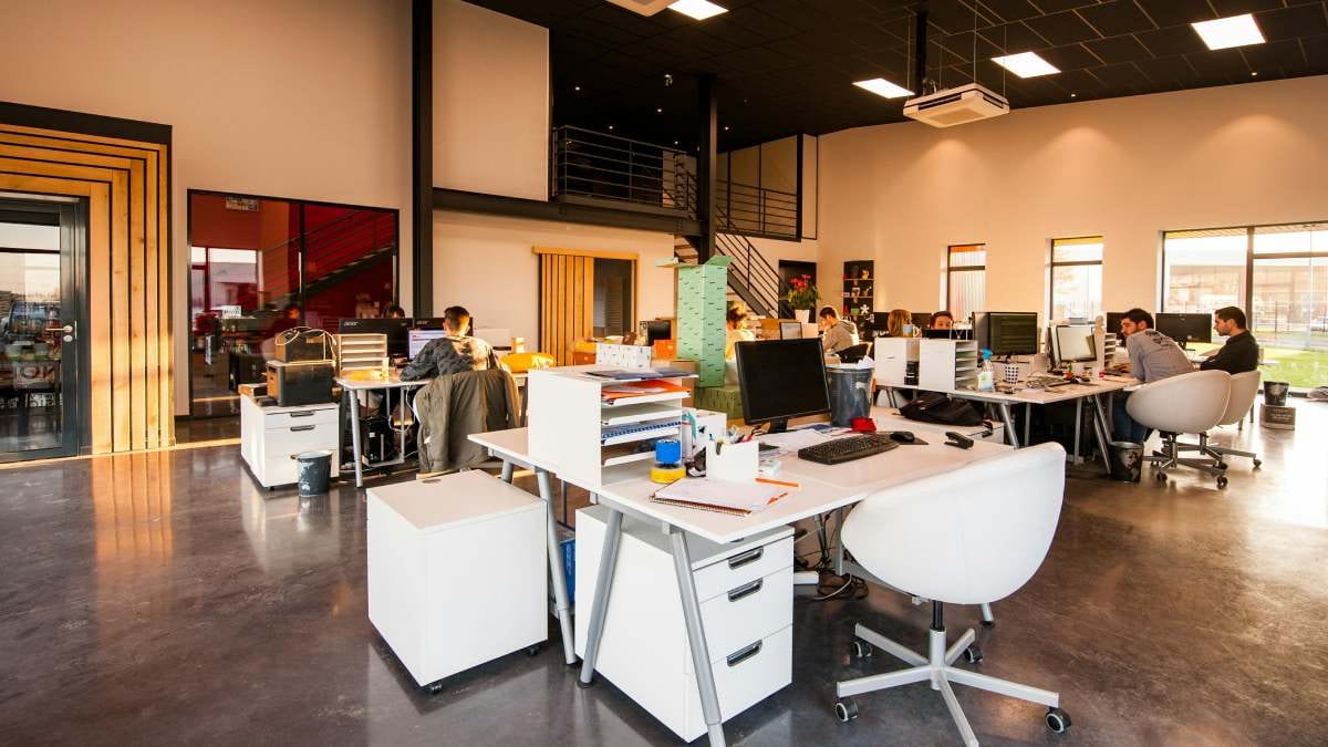 Fotografía que ilustra la noticia: Las oficinas lideran la inversión inmobiliaria transfronteriza: 21.283 millones en el primer semestre